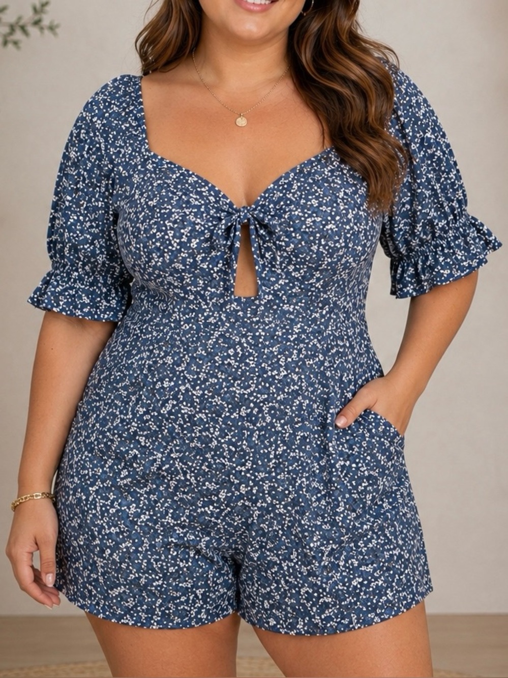 Altar’d State NWT Blue Cottage Floral Shorts Romper 1pc. Size Large 10/12 New